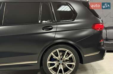 Внедорожник / Кроссовер BMW X7 2022 в 