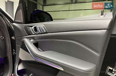 Внедорожник / Кроссовер BMW X7 2022 в 