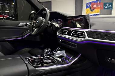 Внедорожник / Кроссовер BMW X7 2022 в 