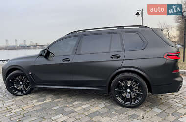 Позашляховик / Кросовер BMW X7 2022 в Києві