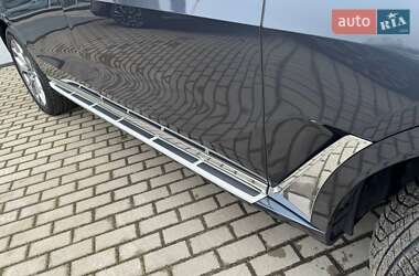 Позашляховик / Кросовер BMW X7 2020 в 