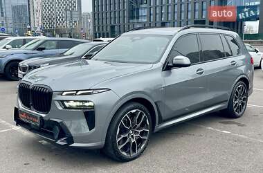 Внедорожник / Кроссовер BMW X7 2023 в Киеве