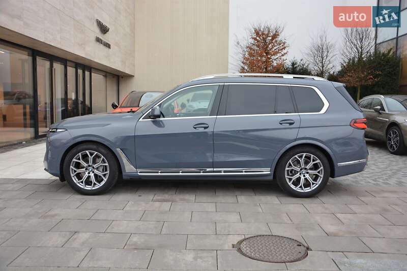 Внедорожник / Кроссовер BMW X7 2023 в Киеве