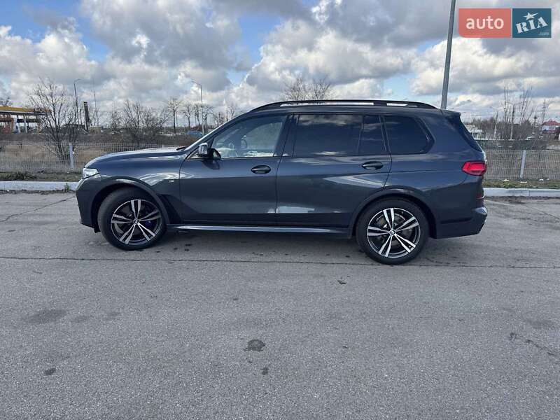 BMW X7 2021
