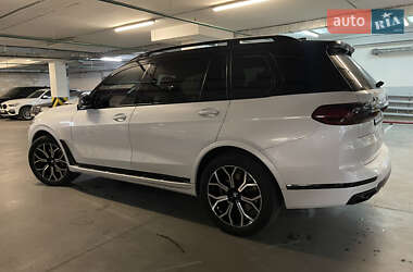Внедорожник / Кроссовер BMW X7 2019 в 