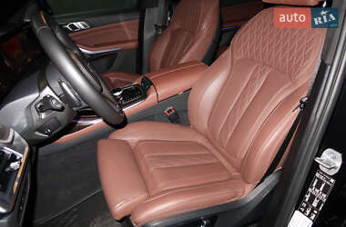 Внедорожник / Кроссовер BMW X7 2023 в 