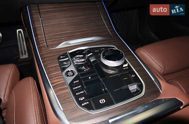 Внедорожник / Кроссовер BMW X7 2023 в 