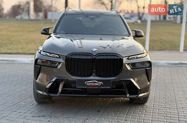 Внедорожник / Кроссовер BMW X7 2023 в 