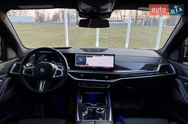 Внедорожник / Кроссовер BMW X7 2023 в 