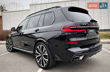 Внедорожник / Кроссовер BMW X7 2023 в Киеве