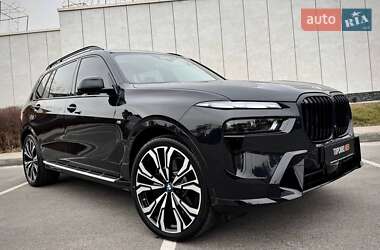 Внедорожник / Кроссовер BMW X7 2023 в Киеве