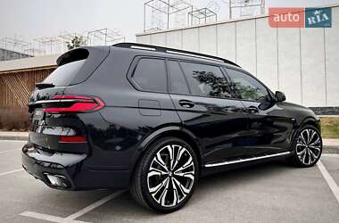 Внедорожник / Кроссовер BMW X7 2023 в Киеве