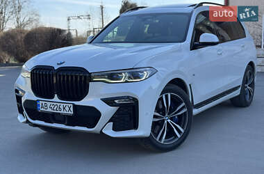 Позашляховик / Кросовер BMW X7 2020 в 