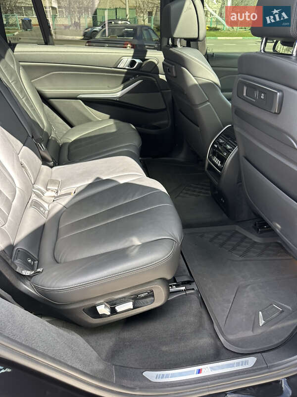 Внедорожник / Кроссовер BMW X7 2019 в Одессе