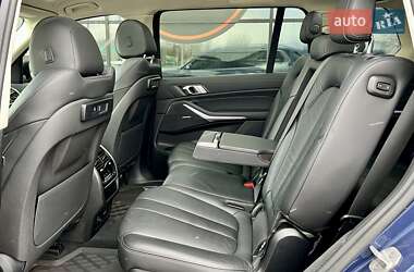 Внедорожник / Кроссовер BMW X7 2019 в 