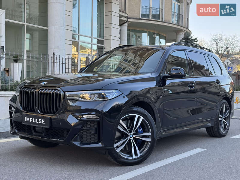 Внедорожник / Кроссовер BMW X7 2021 в 
