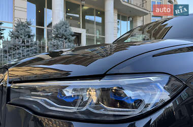 Внедорожник / Кроссовер BMW X7 2021 в 