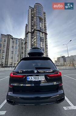 Внедорожник / Кроссовер BMW X7 2021 в 