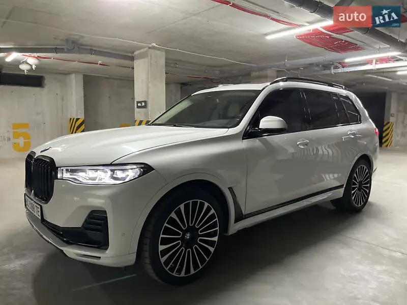 BMW X7