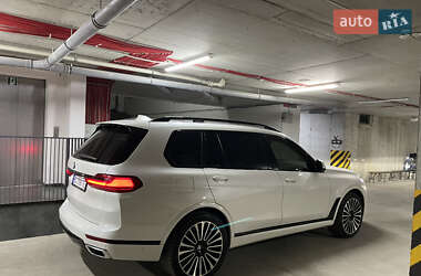 Внедорожник / Кроссовер BMW X7 2020 в 