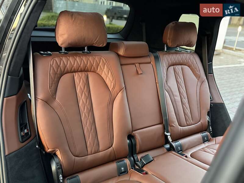 Позашляховик / Кросовер BMW X7 2024 в Одесі