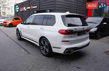 Позашляховик / Кросовер BMW X7 2019 в 
