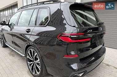 Внедорожник / Кроссовер BMW X7 2023 в 
