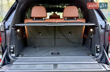 Внедорожник / Кроссовер BMW X7 2021 в 
