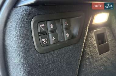 Внедорожник / Кроссовер BMW X7 2021 в 