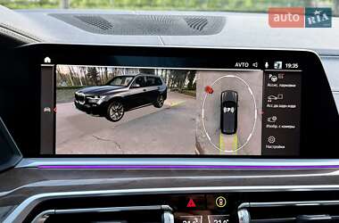 Внедорожник / Кроссовер BMW X7 2021 в 
