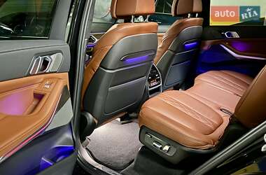 Внедорожник / Кроссовер BMW X7 2021 в 