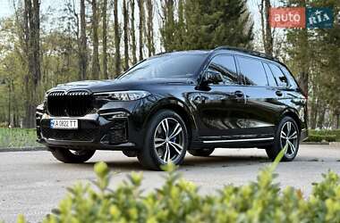 Внедорожник / Кроссовер BMW X7 2021 в 