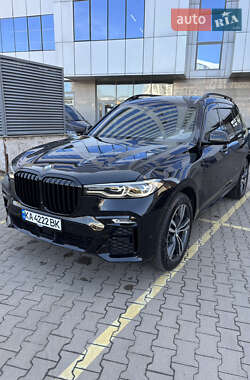 Внедорожник / Кроссовер BMW X7 2019 в 