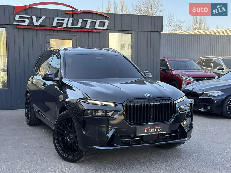 Внедорожник / Кроссовер BMW X7 2023 в 