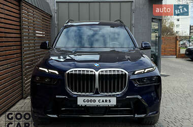Внедорожник / Кроссовер BMW X7 2023 в 