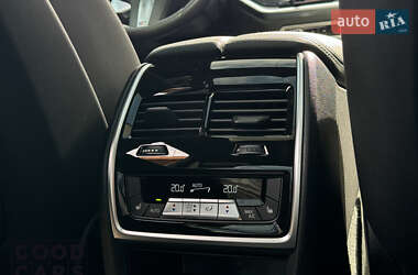 Внедорожник / Кроссовер BMW X7 2023 в 
