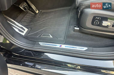 Внедорожник / Кроссовер BMW X7 2022 в 