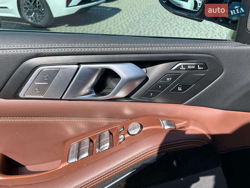 Внедорожник / Кроссовер BMW X7 2020 в Львове