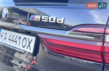 Позашляховик / Кросовер BMW X7 2021 в 