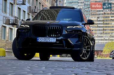 Позашляховик / Кросовер BMW X7 2024 в 