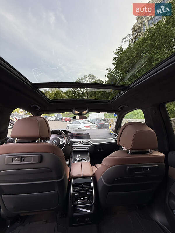Позашляховик / Кросовер BMW X7 2022 в Києві