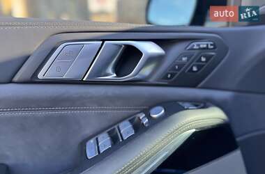 Внедорожник / Кроссовер BMW X7 2022 в 