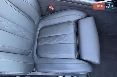 Внедорожник / Кроссовер BMW X7 2022 в 