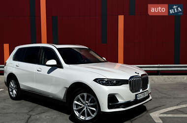 Внедорожник / Кроссовер BMW X7 2021 в 