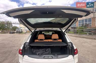 Позашляховик / Кросовер BMW X7 2022 в 