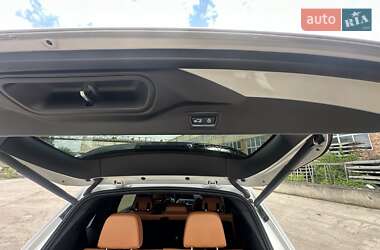 Позашляховик / Кросовер BMW X7 2022 в 
