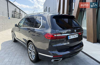 Внедорожник / Кроссовер BMW X7 2019 в 