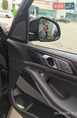 Внедорожник / Кроссовер BMW X7 2021 в 