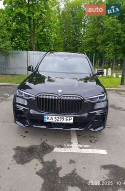 Внедорожник / Кроссовер BMW X7 2021 в Киеве