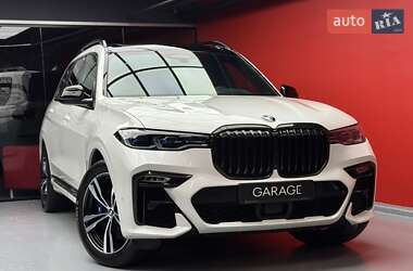 Позашляховик / Кросовер BMW X7 2020 в 